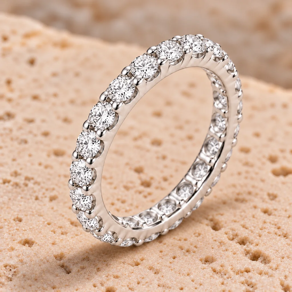 Full eternity ring · 2.5 mm diamonds · White gold
