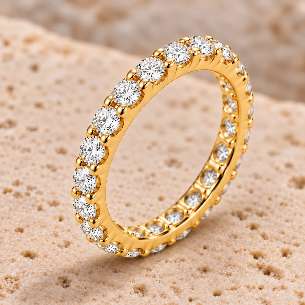 Full eternity ring · 2.5 mm diamonds · Yellow gold