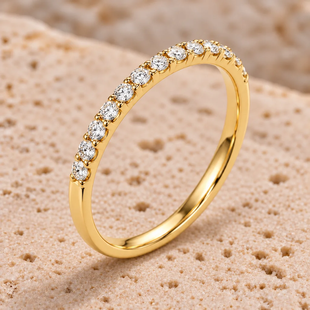 Half eternity ring · 1.4 mm diamonds · Yellow gold